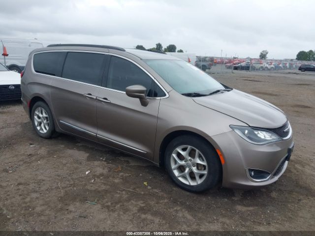 2017 CHRYSLER PACIFICA 2C4RC1BG2HR565544 Photo 0