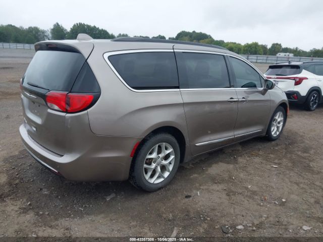 2017 CHRYSLER PACIFICA 2C4RC1BG2HR565544 Photo 3