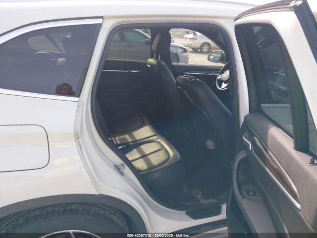 2017 BMW X1 WBXHT3C32H5F80843 Photo 7