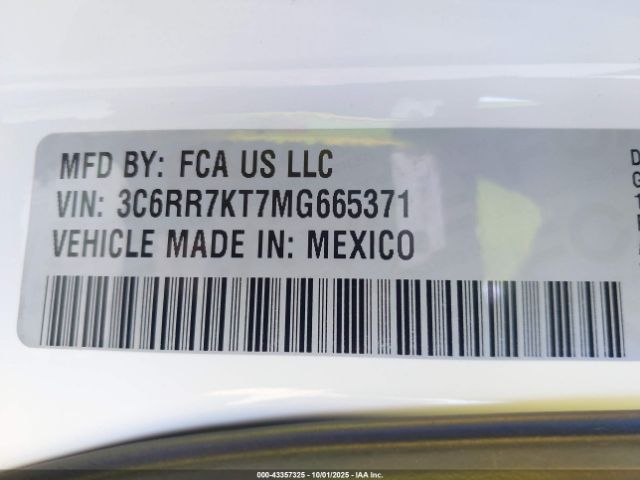 2021 RAM 1500 CLASSIC 3C6RR7KT7MG665371 Photo 8