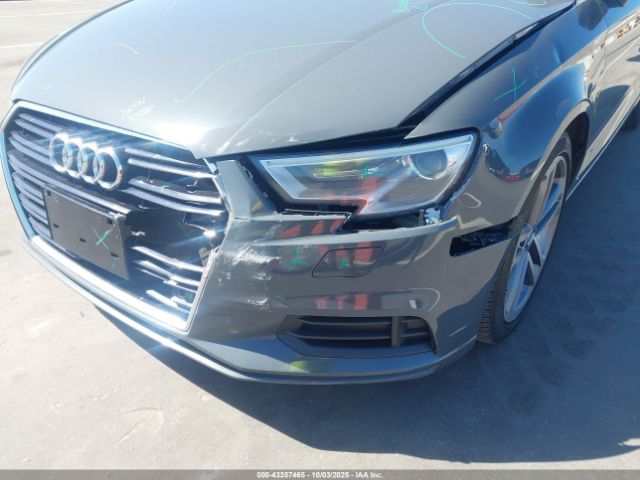 2017 AUDI A3 WAUAUGFF7H1069378 Photo 5