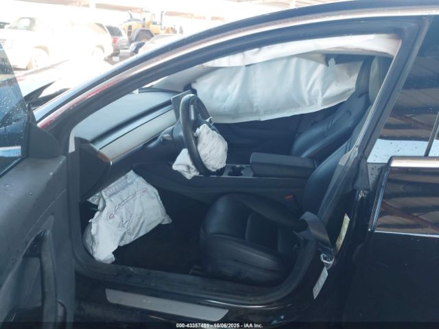 2019 TESLA MODEL 3 5YJ3E1EA5KF357488 Photo 4