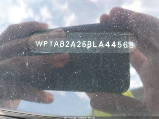 2011 PORSCHE CAYENNE WP1AB2A25BLA44568 Photo 8