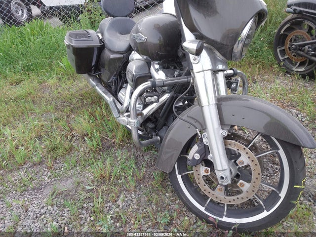 2021 HARLEY-DAVIDSON FLHX 1HD1KBC20MB640614