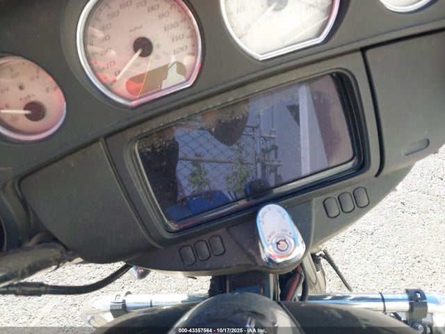 2021 HARLEY-DAVIDSON FLHX 1HD1KBC20MB640614 Photo 6