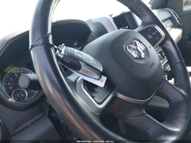 2022 RAM 1500 1C6RRFFG5NN378241 Photo 10
