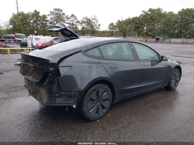 2025 TESLA MODEL 3 5YJ3E1EA6SF911136 Photo 3