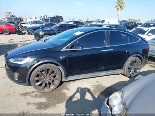 Tesla Model X 100d/75d/long Range 2019 5YJXCAE23KF183629 Image 14
