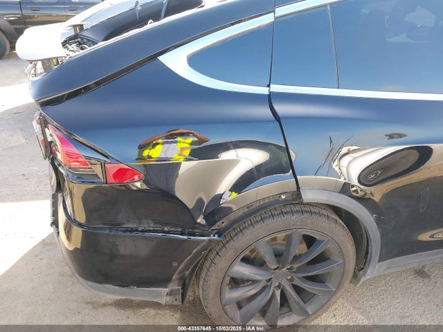 Tesla Model X 100d/75d/long Range 2019 5YJXCAE23KF183629 Image 20