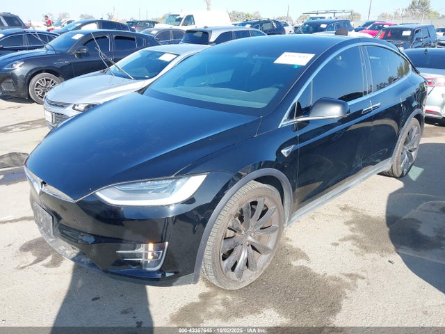 Tesla Model X 100d/75d/long Range 2019 5YJXCAE23KF183629 Image 2