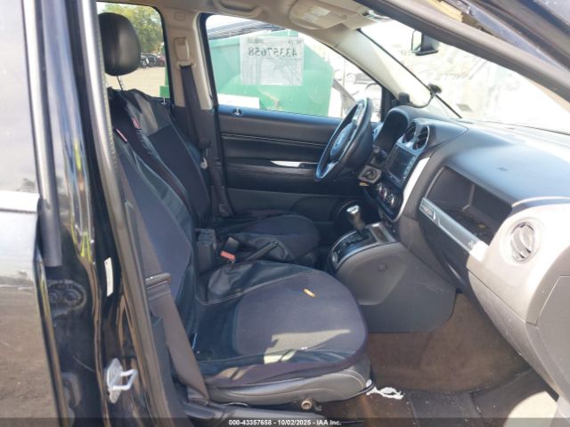 2015 JEEP COMPASS 1C4NJDEBXFD258161 Photo 4