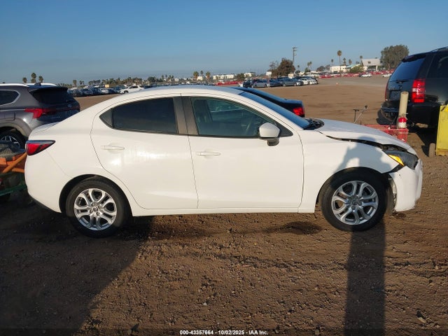 3MYDLBZV7GY127767 Scion p5v