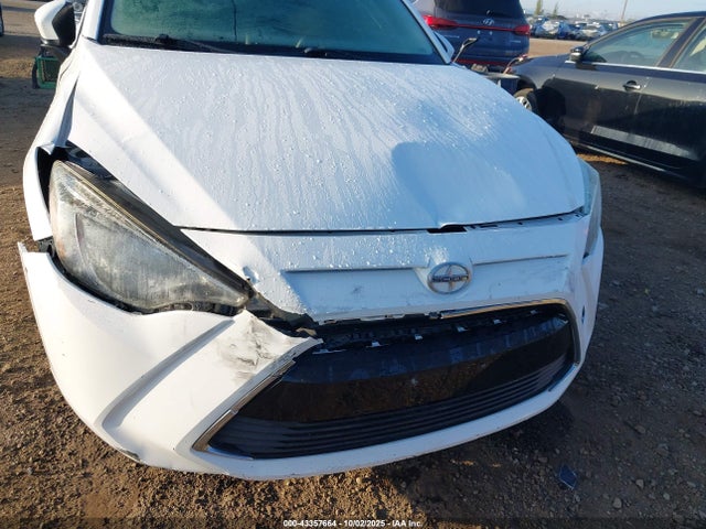 3MYDLBZV7GY127767 Scion p5v