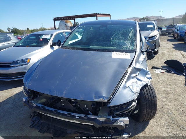 Продажа на аукционе авто 2026 Tesla Model Y Long Range Dual Motor All-wheel Drive, vin: 7SAYGDED2TF422250, номер лота: 43357737