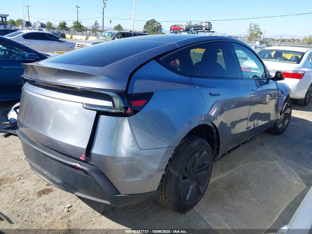 Продажа на аукционе авто 2026 Tesla Model Y Long Range Dual Motor All-wheel Drive, vin: 7SAYGDED2TF422250, номер лота: 43357737