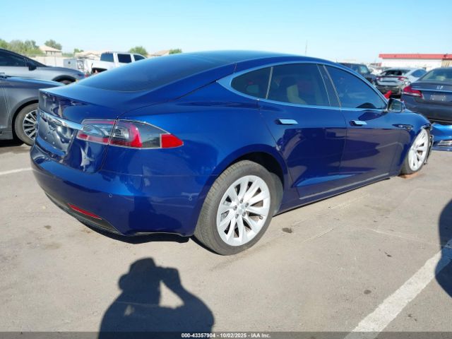 2018 TESLA MODEL S 5YJSA1E21JF258648 Photo 3