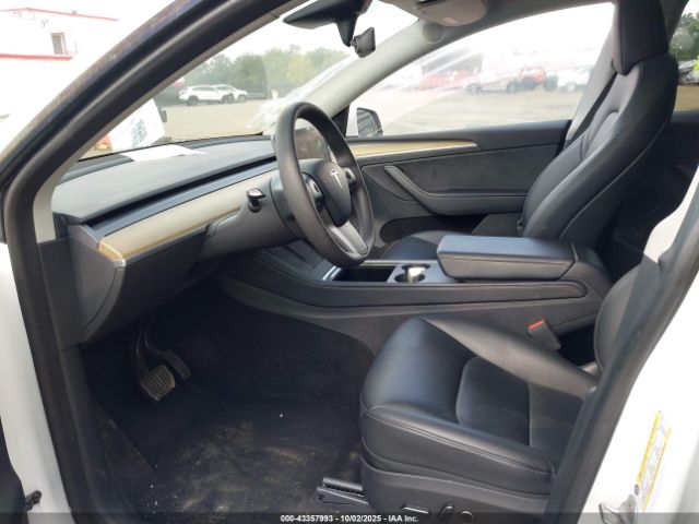 2023 TESLA MODEL Y 7SAYGDEE2PA040974 Photo 4