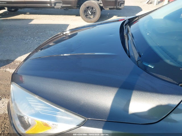 1FMCU0GD8JUD20831 Ford ESCAPE SE