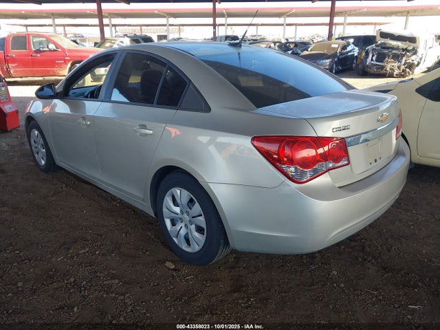 1G1PA5SH5E7426673 Chevrolet luw