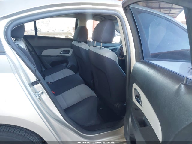 1G1PA5SH5E7426673 Chevrolet luw
