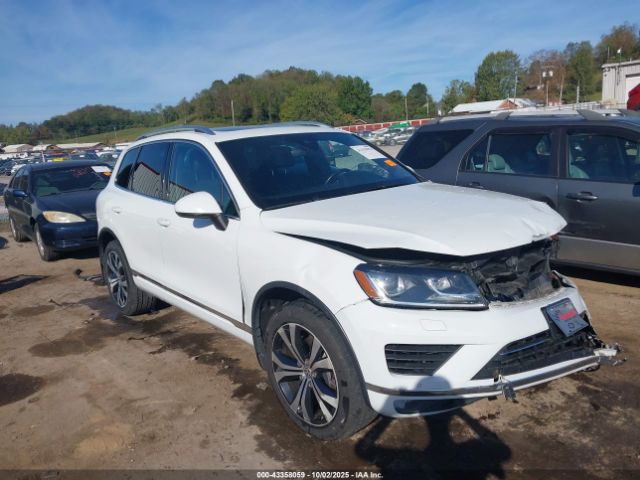 2017 VOLKSWAGEN TOUAREG WVGRF7BP7HD001784