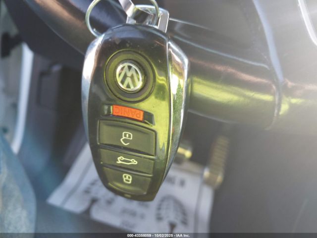 2017 VOLKSWAGEN TOUAREG WVGRF7BP7HD001784 Photo 10
