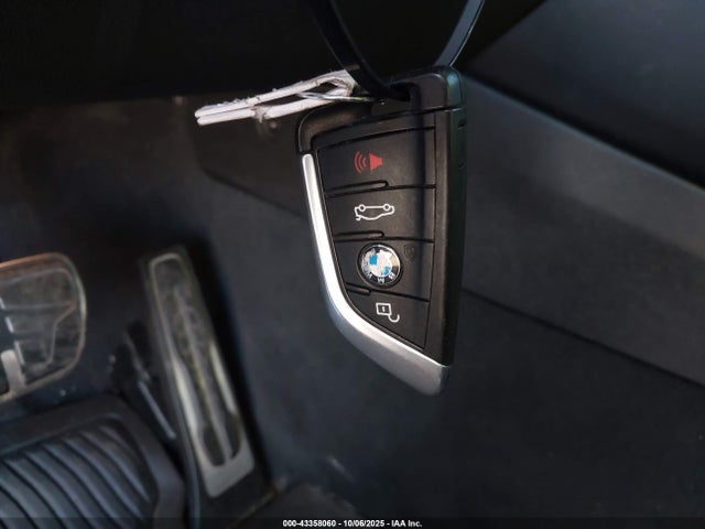 2019 BMW X3 5UXTS3C55K0Z07053 Photo 10