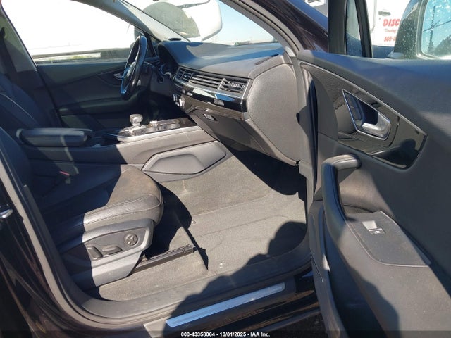 2017 AUDI Q7 WA1LAAF73HD004658 Photo 4