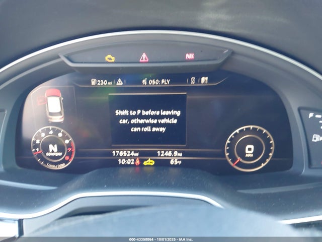 2017 AUDI Q7 WA1LAAF73HD004658 Photo 6