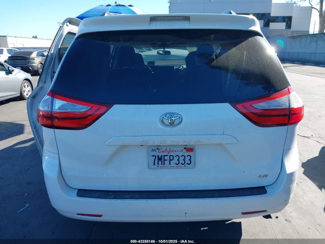 Продаж на аукціоні авто 2015 Toyota Sienna Le 8 Passenger, vin: 5TDKK3DC2FS612330, номер лоту: 43358146