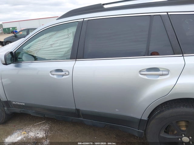 2013 Subaru Outback 2.5i Premium მანქანა იყიდება აუქციონზე, vin: 4S4BRBCC6D3285349, აუქციონის ნომერი: 43358175
