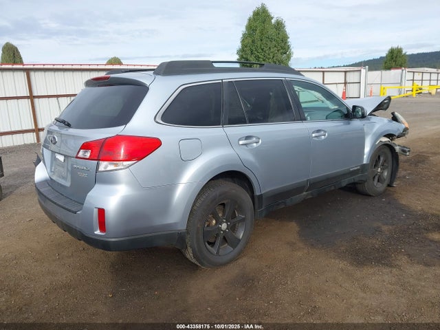 2013 Subaru Outback 2.5i Premium მანქანა იყიდება აუქციონზე, vin: 4S4BRBCC6D3285349, აუქციონის ნომერი: 43358175