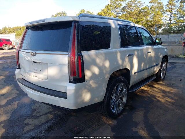2018 CADILLAC ESCALADE 1GYS4BKJ9JR124838 Photo 3