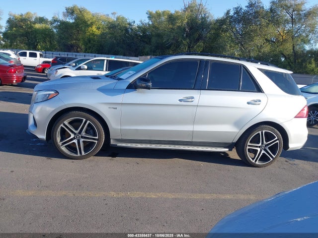 4JGDA6EB3HA938880 Mercedes-Benz Amg Gle 43 4matic