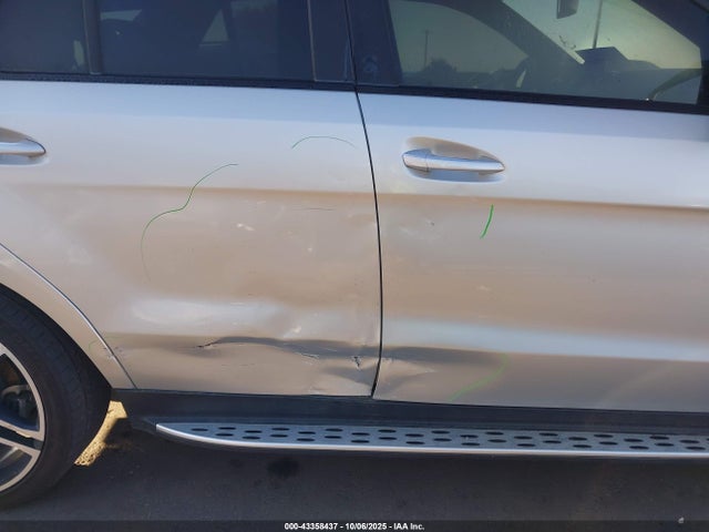 2017 MERCEDES-BENZ AMG GLE 43 4JGDA6EB3HA938880 Photo 5