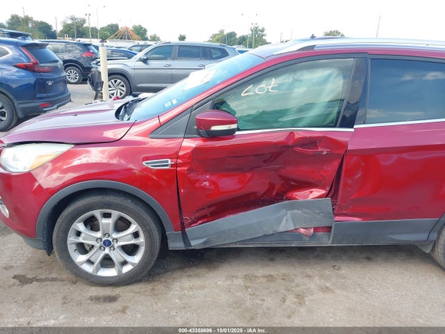 2016 Ford Escape Titanium მანქანა იყიდება აუქციონზე, vin: 1FMCU0JX5GUC10248, აუქციონის ნომერი: 43358696