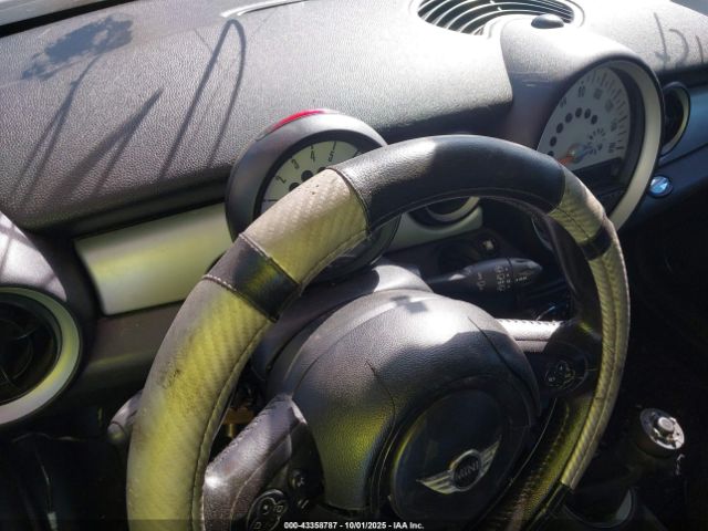 2011 MINI COOPER WMWSU3C54BT183701 Photo 6