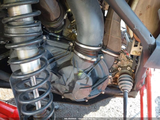 2021 CAN-AM MAVERICK X3 3JBVXAV28MK000752 Photo 8