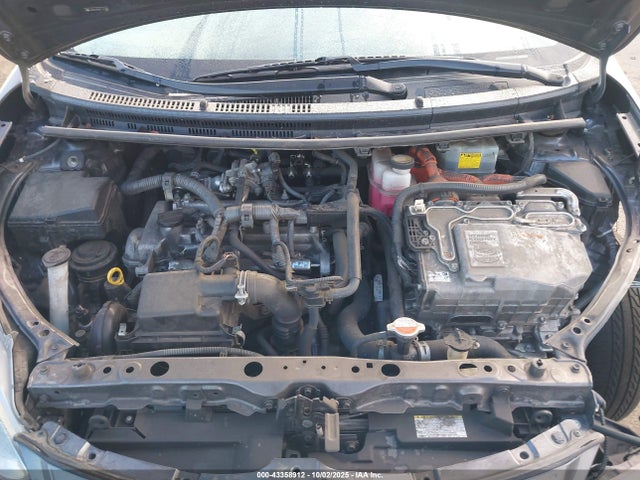 JTDKDTB38G1121885 Toyota 1nz-fxe+1lm