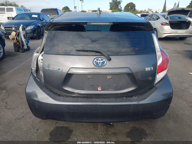JTDKDTB38G1121885 Toyota 1nz-fxe+1lm