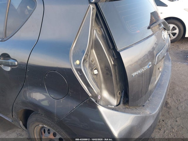 JTDKDTB38G1121885 Toyota 1nz-fxe+1lm