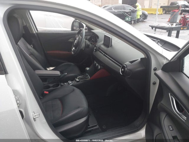 JM1DKFD70G0130201 Mazda pe