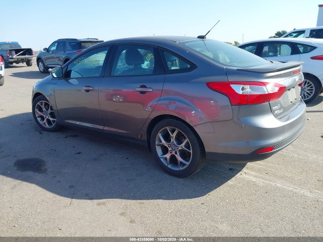 43359090 :رقم المزاد ، 1FADP3F23DL131828 vin ، 2013 Ford Focus Se مزاد بيع