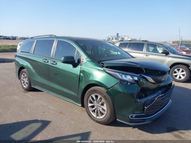 2021 TOYOTA SIENNA 5TDJRKEC0MS017439