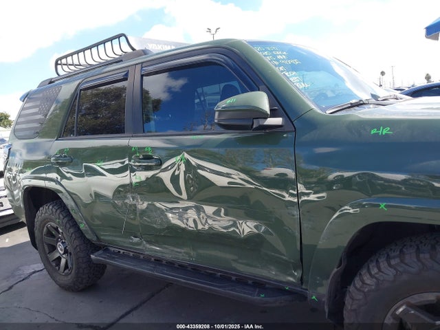 JTETU5JR8N6071555 Toyota 4runner Trail Special Edition