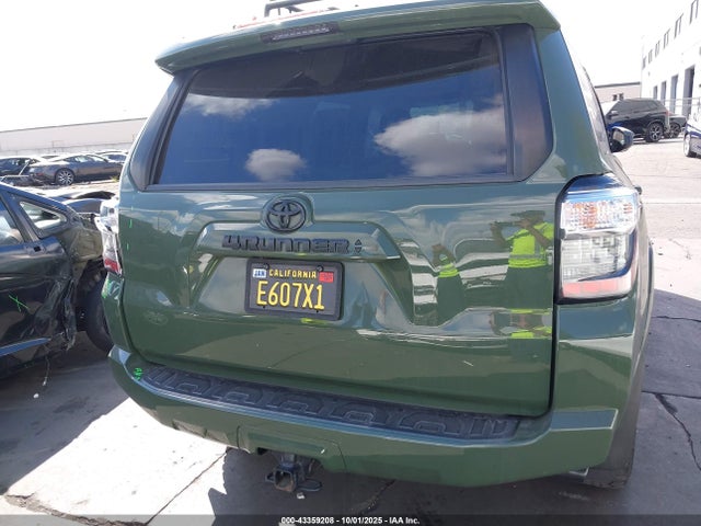 JTETU5JR8N6071555 Toyota 4runner Trail Special Edition