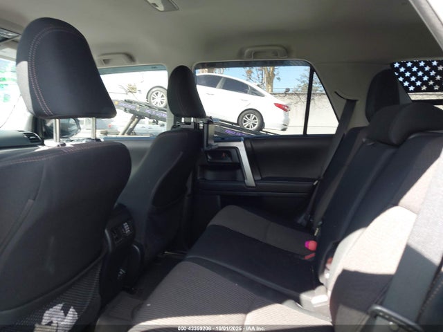 JTETU5JR8N6071555 Toyota 4runner Trail Special Edition