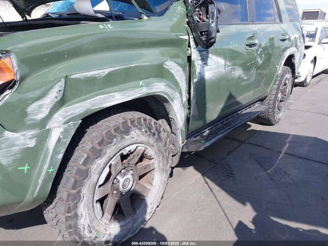 JTETU5JR8N6071555 Toyota 4runner Trail Special Edition