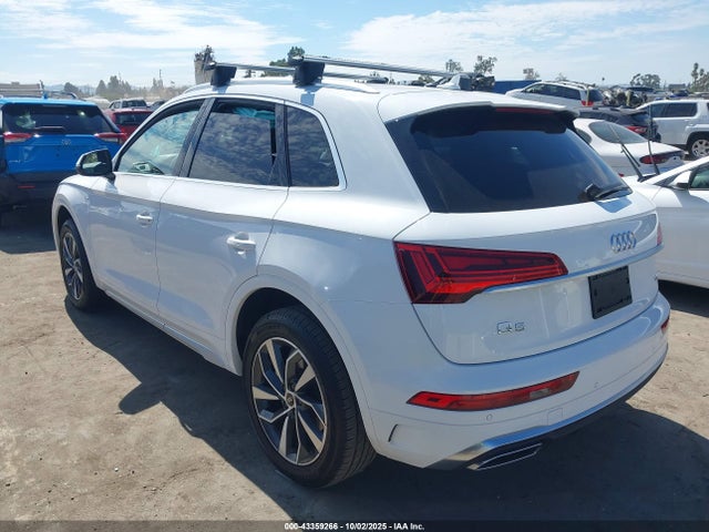 2022 AUDI Q5 WA1EAAFY5N2129895 Photo 2