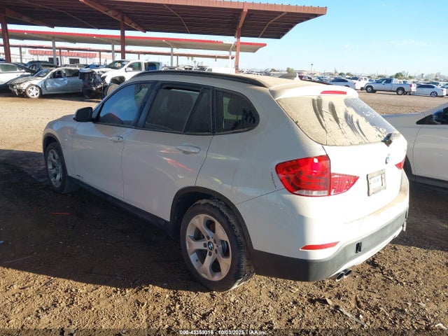 WBAVM1C53FV318551 BMW X1 Sdrive28i